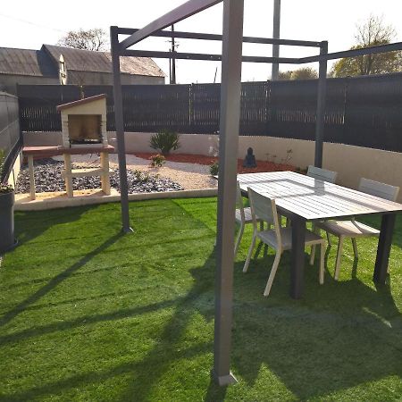 Appartamento Gilles Diais Louisfert Esterno foto